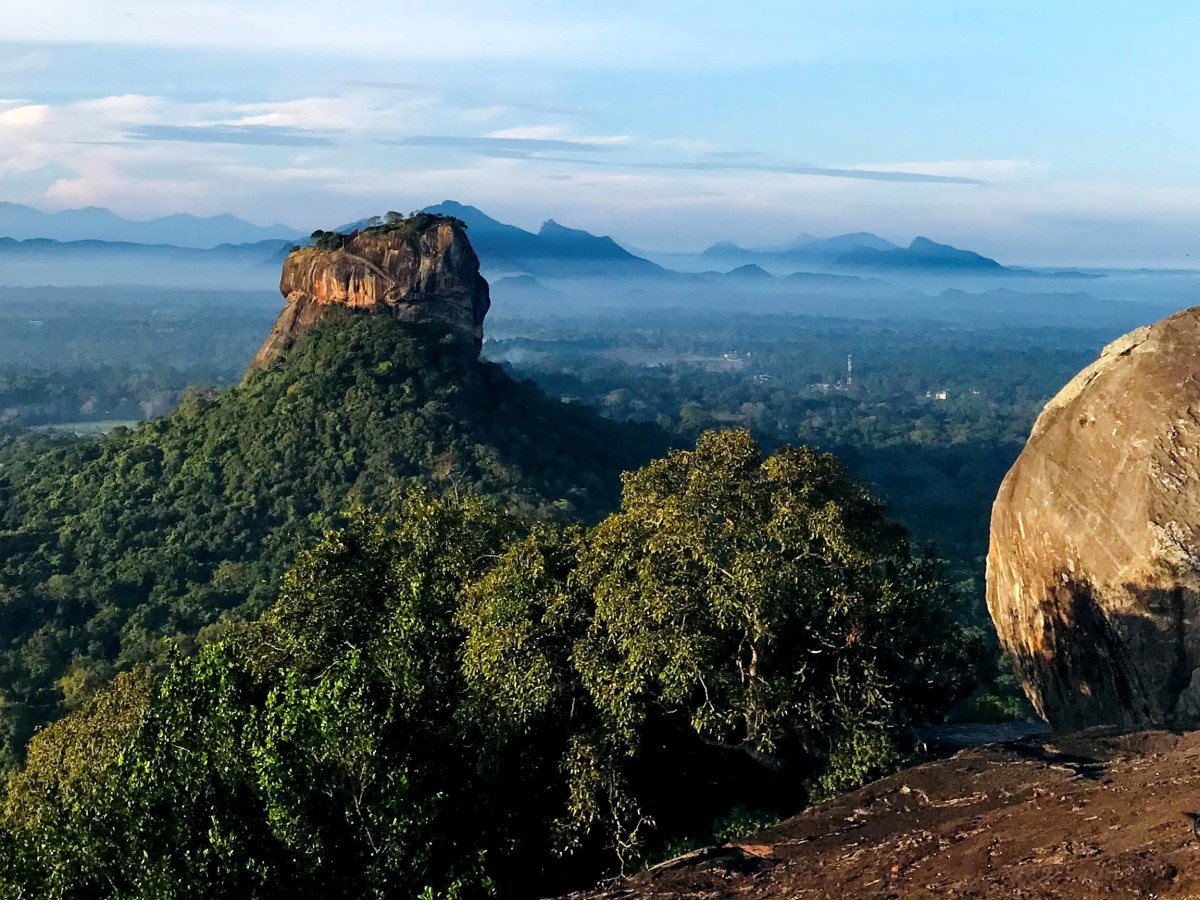 We beat the sun to the top of&nbsp;Pidurangala